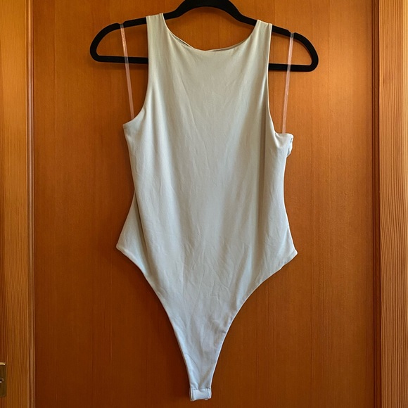 NWT luxe green julia bodysuit from supre - Picture 2 of 7